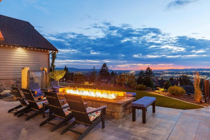 Property Photo: 250 N Legend Tree Dr WA 99019