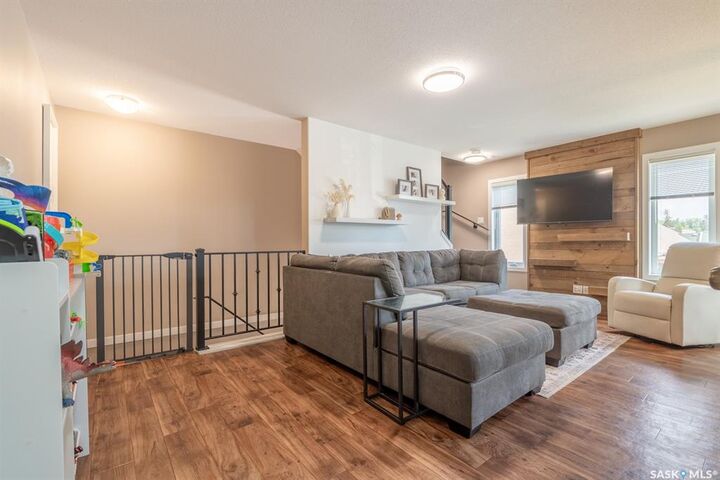 Property Photo: 1225 Empress Street 317 SK S4T 1G7