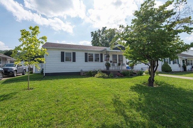 Property Photo: 864 Orange Street OH 45601