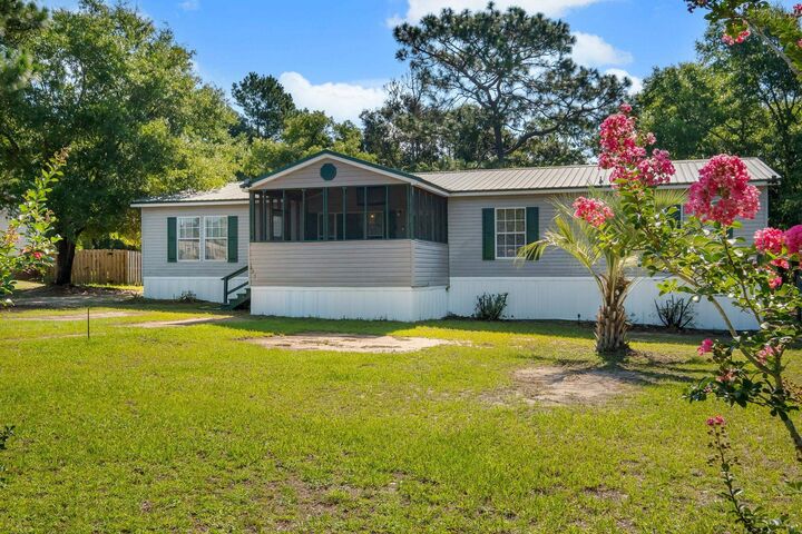 Property Photo: 295 Sumpter Ridge Road FL 32343