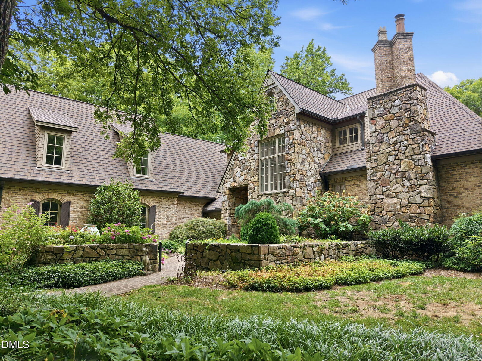 Property Photo:  6014 Old Field Drive  NC 27514 