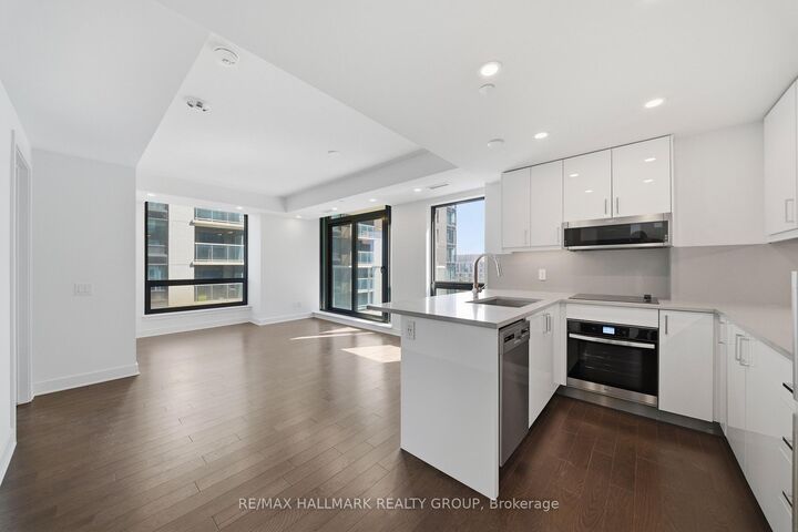 Property Photo: 180 George Street 1408 ON K1N 0G8