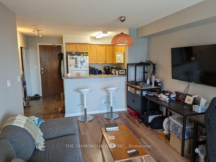 Property Photo:  9 Michael Power Place 610  ON M9A 0A5 