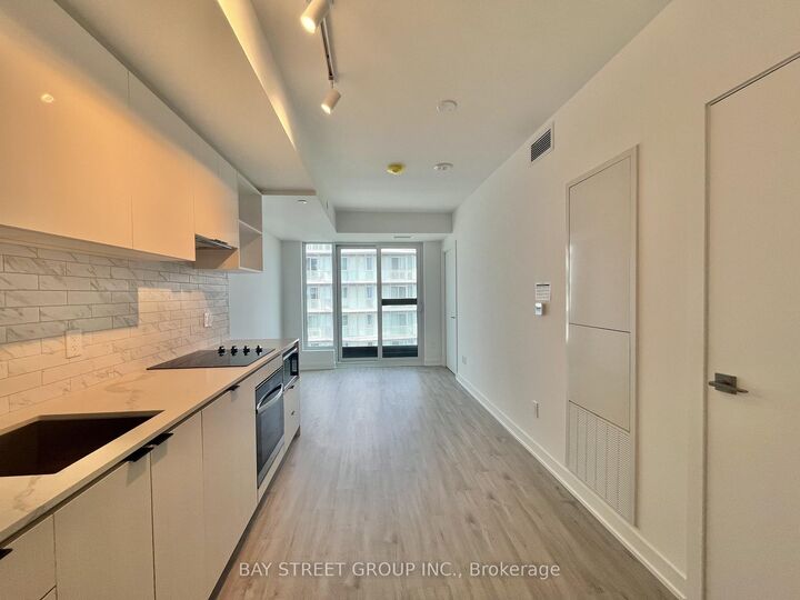 Property Photo:  252 Church Street Lph10  ON M5B 0E6 