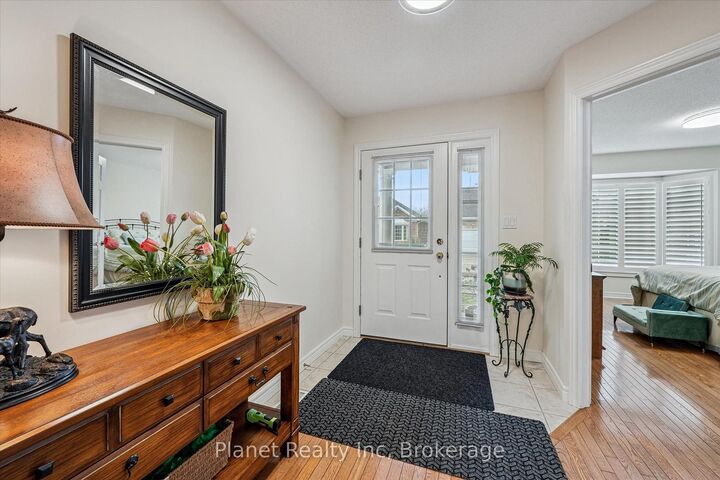 Property Photo:  16 Winterberry Lane  ON N1G 4X7 