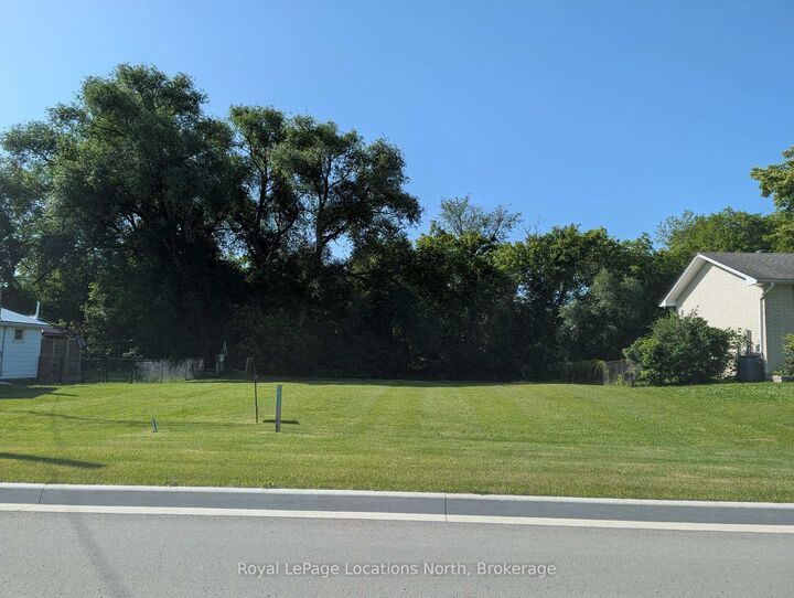 Property Photo:  323 Sunnidale Street  ON L0M 1S0 