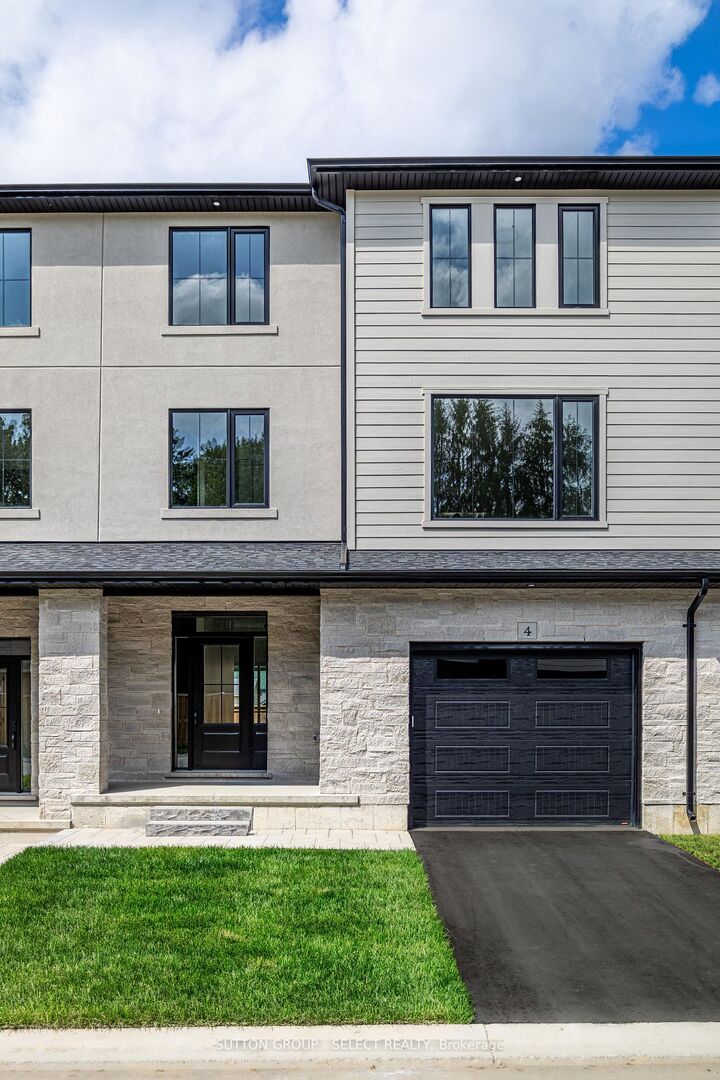 233 Upper Queen Street 4 — photo 1