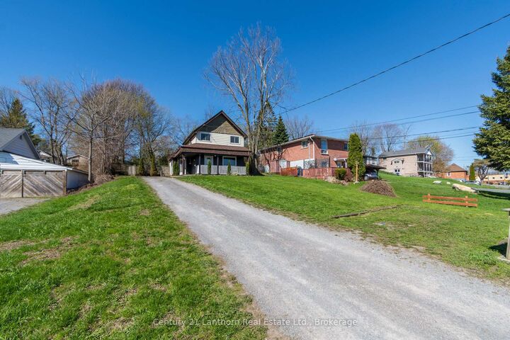 Property Photo: 48 Wallbridge Crescent ON K8P 1Z4
