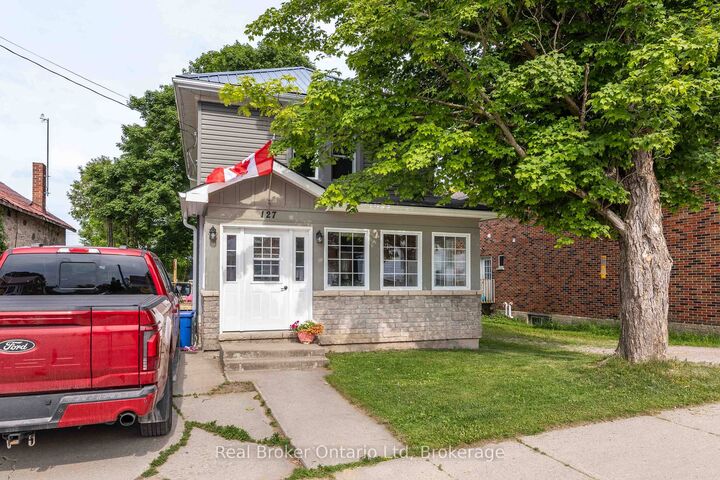 127 Garafraxa Street — photo 1