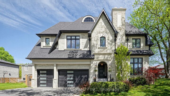 Property Photo: 38 Maple Grove Avenue ON L4E 2T8