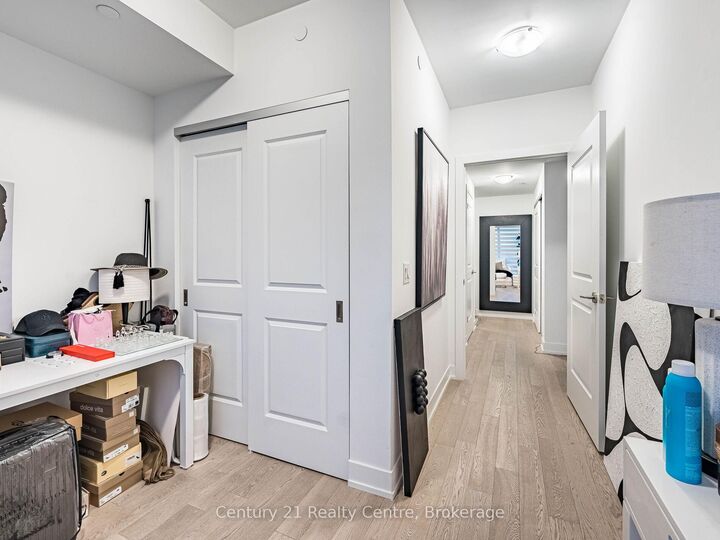 Property Photo: 1063 Douglas McCurdy Common ON L5G 0C5