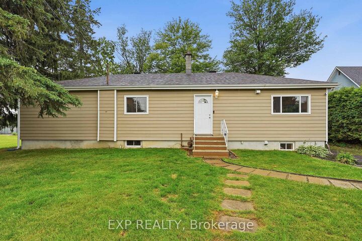1876 Division Street — photo 1