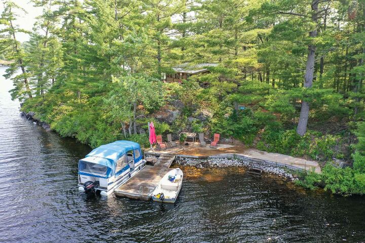 18 5kl Island Kahshe Lake N/A — photo 1