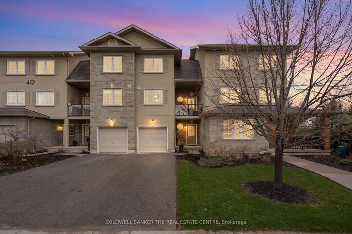 Property Photo: 49 Ferndale Drive S 7 ON L4N 5W9