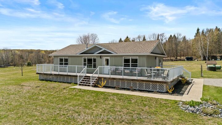 2278 Monck Road — photo 1