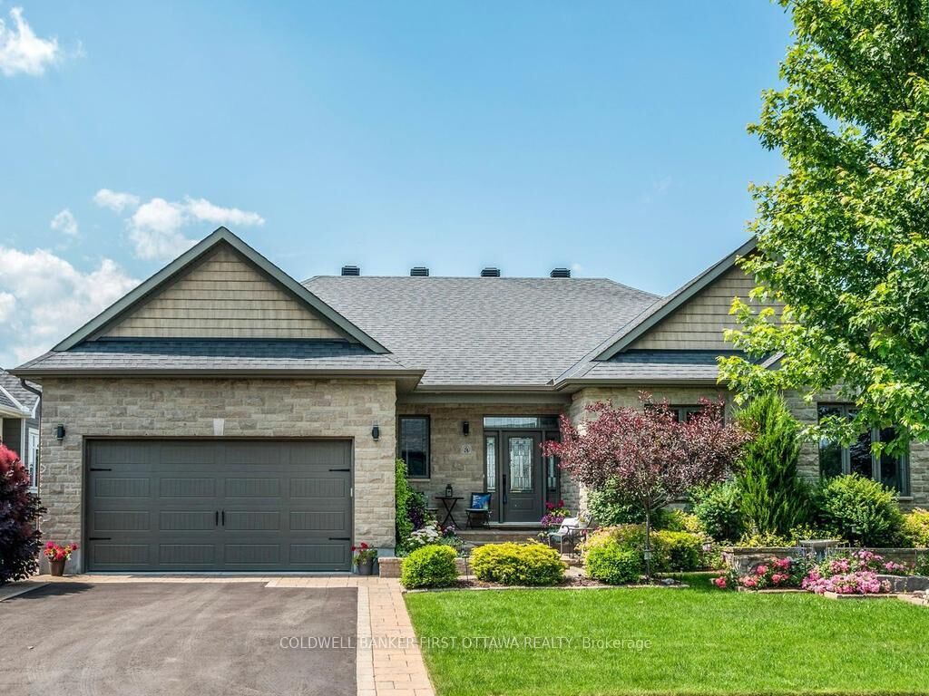 Property Photo:  76 Bald Eagle Crescent  ON K0A 2Z0 