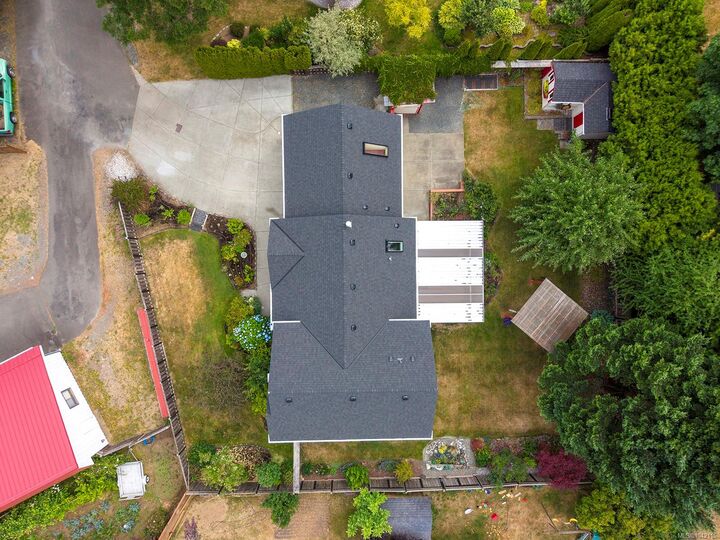 Property Photo:  2157 Swallow Cres  BC V9N 9W5 