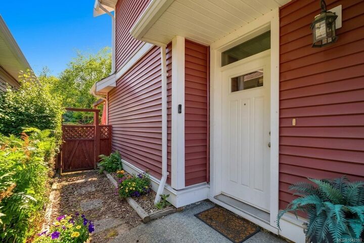 Property Photo: 2260 Maple Ave N #106 BC V9Z 1L2