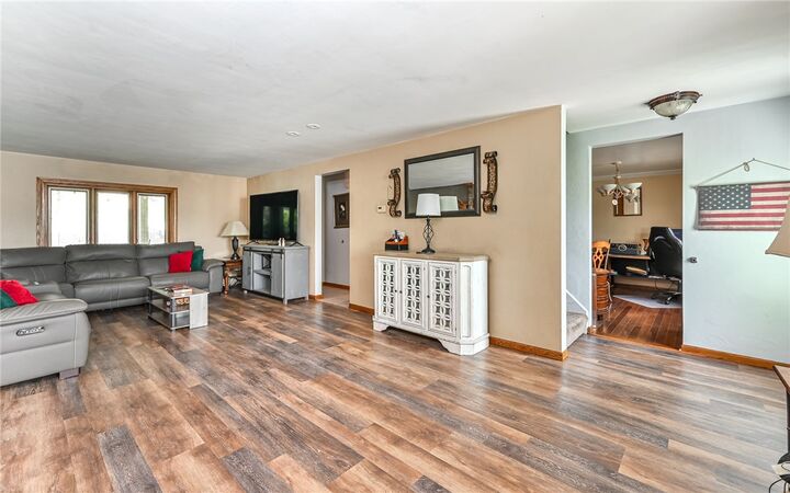 Property Photo:  3118 Haberlein Rd  PA 15044 