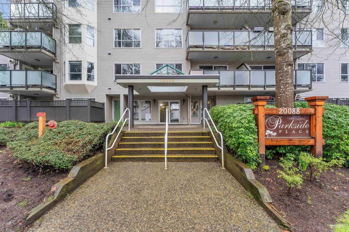 Property Photo: 20088 55A Avenue 404 BC V3A 4K9