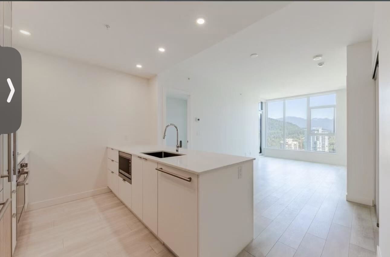 Property Photo:  537 Cottonwood Avenue  BC V3J 0S4 