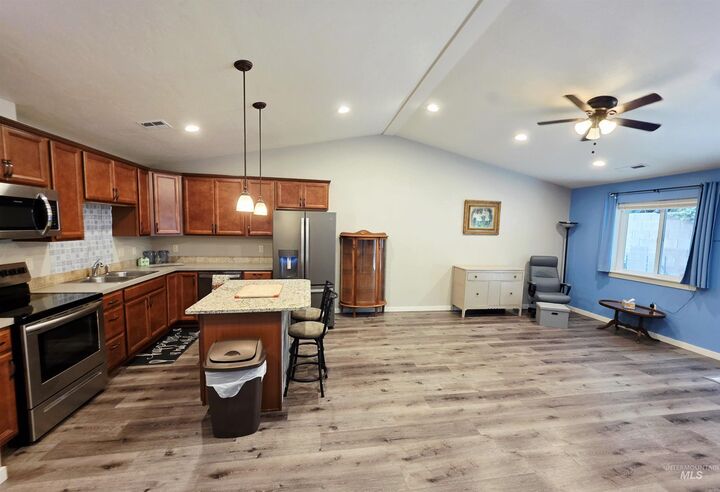 Property Photo: 3438 5th St C ID 83501