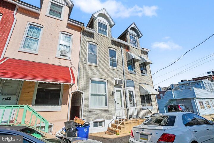 Property Photo: 546 Locust Street PA 19604