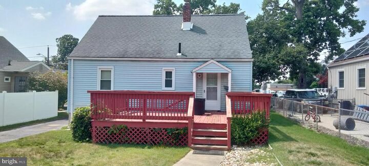 Property Photo: 424 Center Avenue NJ 08078