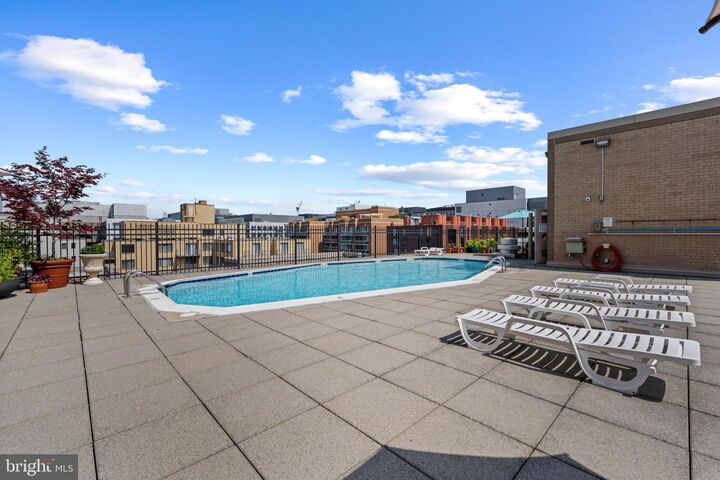 Property Photo:  2201 L Street NW 518  DC 20037 