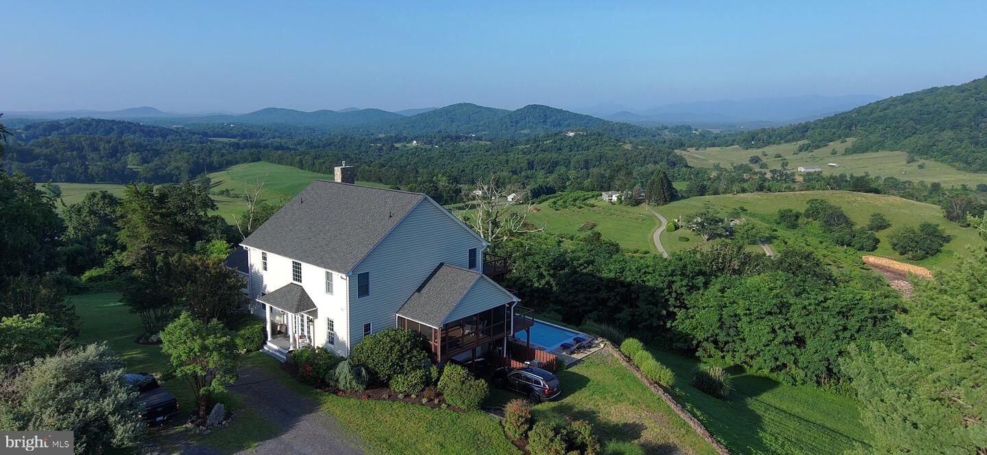 Property Photo: 296 Ben Venue Road VA 22627