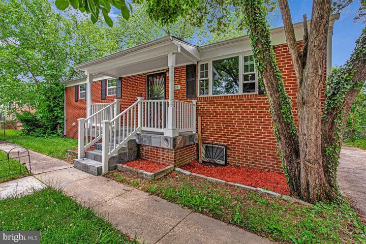Property Photo: 2335 Scott Key Drive MD 20747
