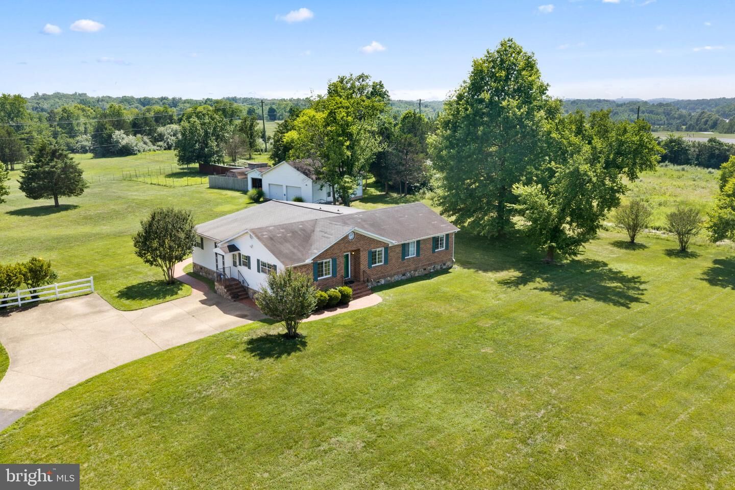 Property Photo: 14917 Compton Road A VA 20121