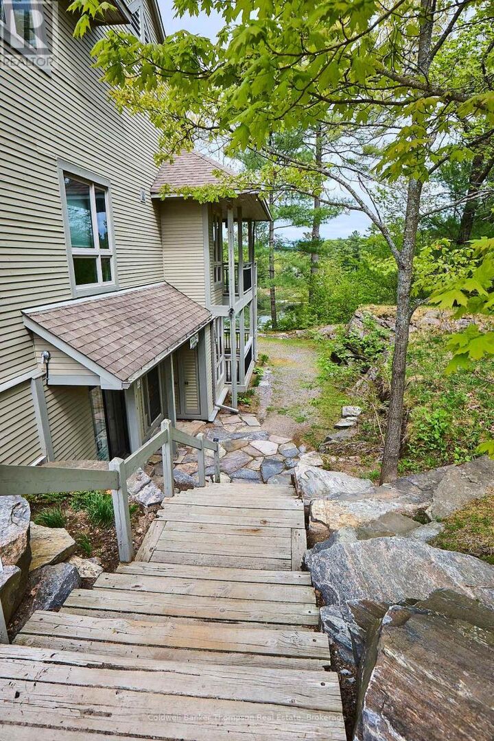 Property Photo: 5811 Grandview Signature Drive ON P1H 2N1