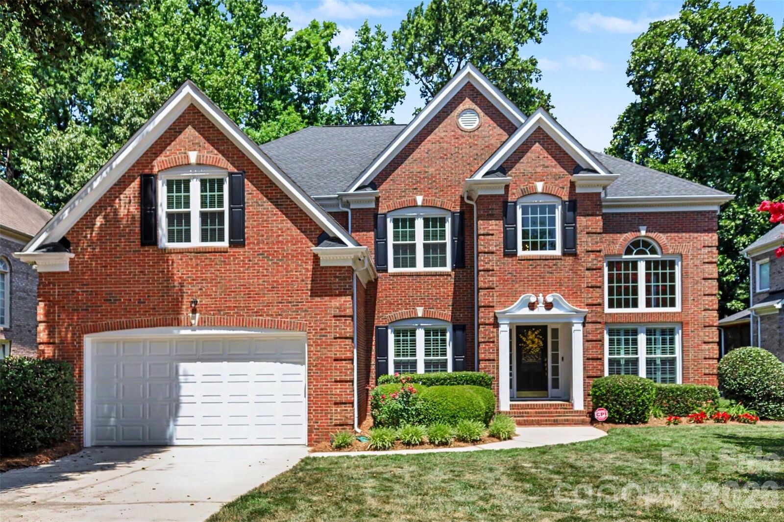 Property Photo: 10110 Paradise Ridge Road NC 28277