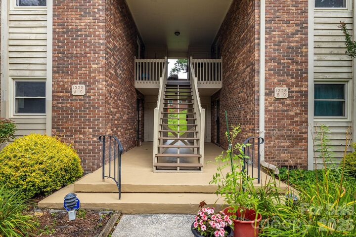 Property Photo: 1325 4th Avenue W C NC 28739