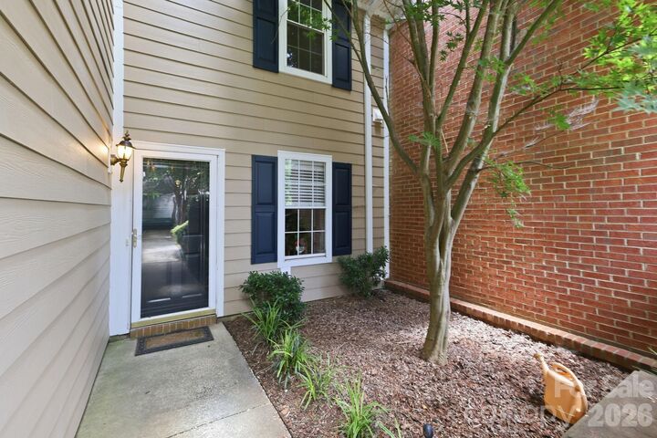 Property Photo:  9319 S Vicksburg Park Court  NC 28210 