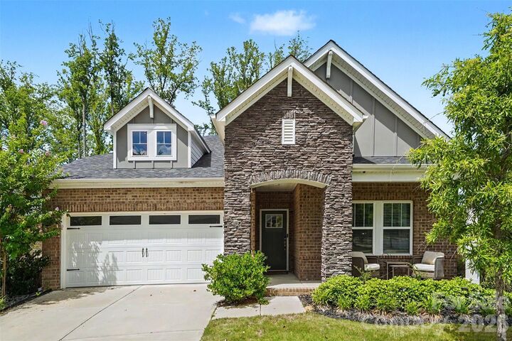 Property Photo:  4004 Leyland Court  NC 28227 