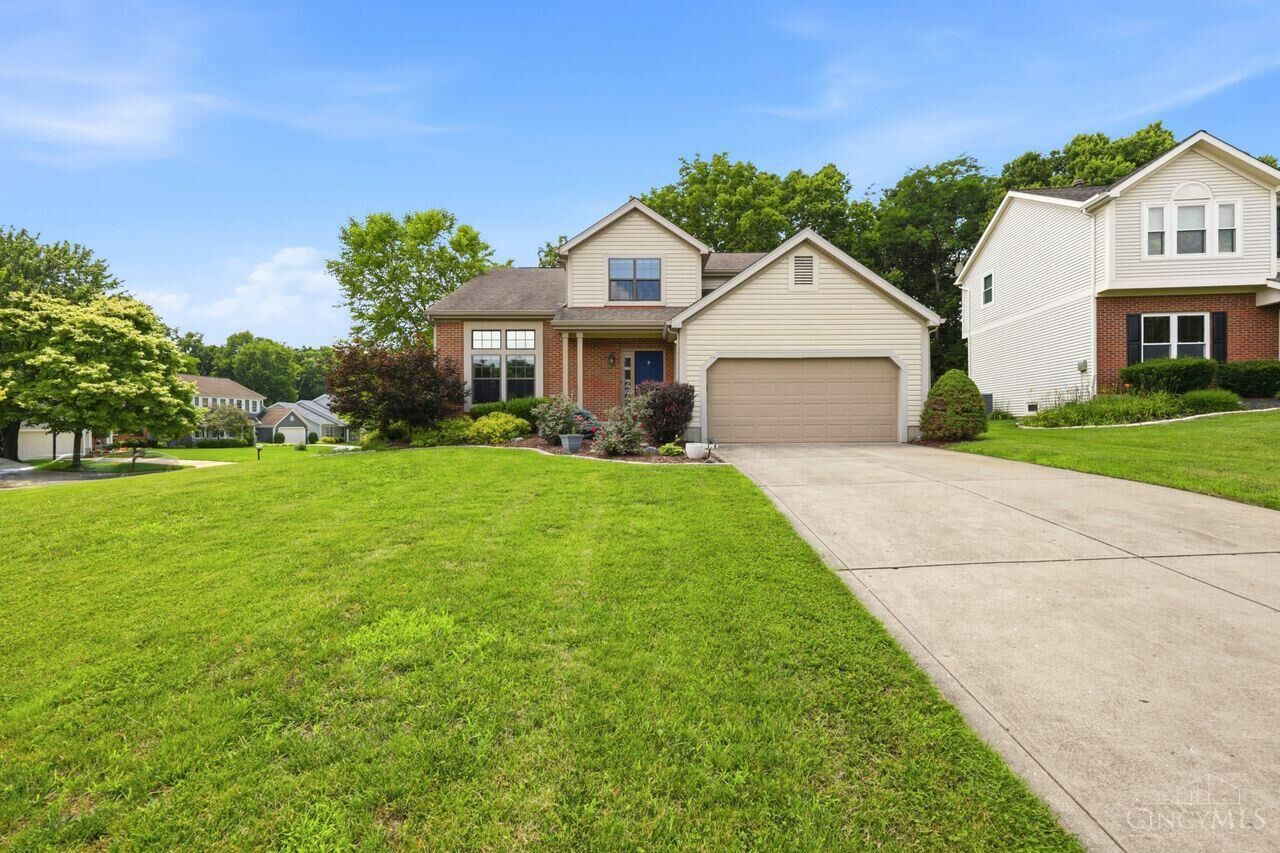 Property Photo:  7857 Glen Oaks Court  OH 45069 