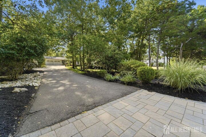 Property Photo:  462 Blue Ridge Avenue  NJ 08854 
