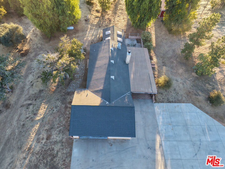 Property Photo:  33201 Barber Rd  CA 91390 