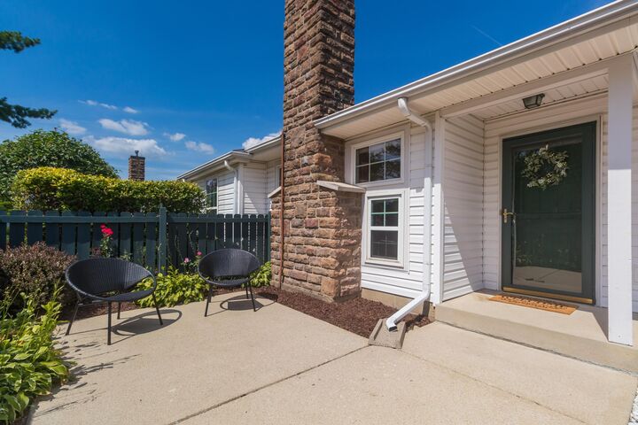Property Photo: 2436 Warm Springs Drive OH 43026