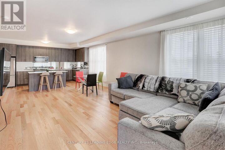 Property Photo: 1180 Cawthra Road 106 ON L5G 4K7