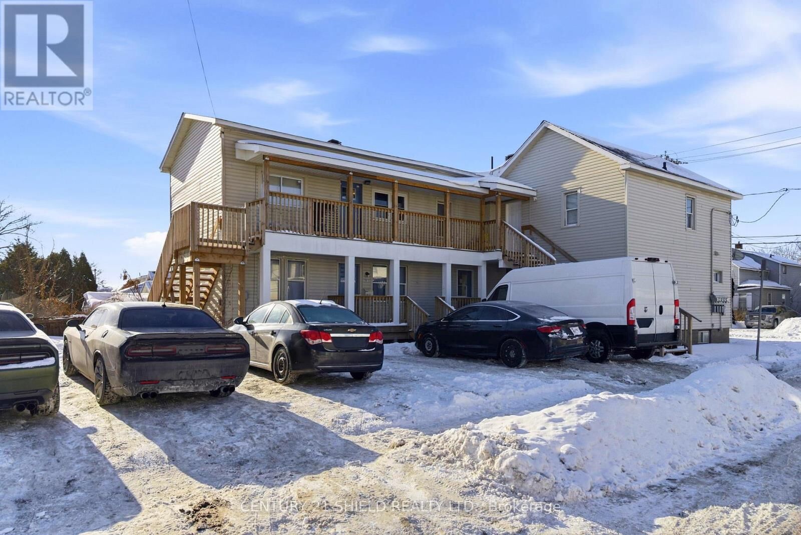 Property Photo:  501 Fifth Street West  ON K6J 2V7 