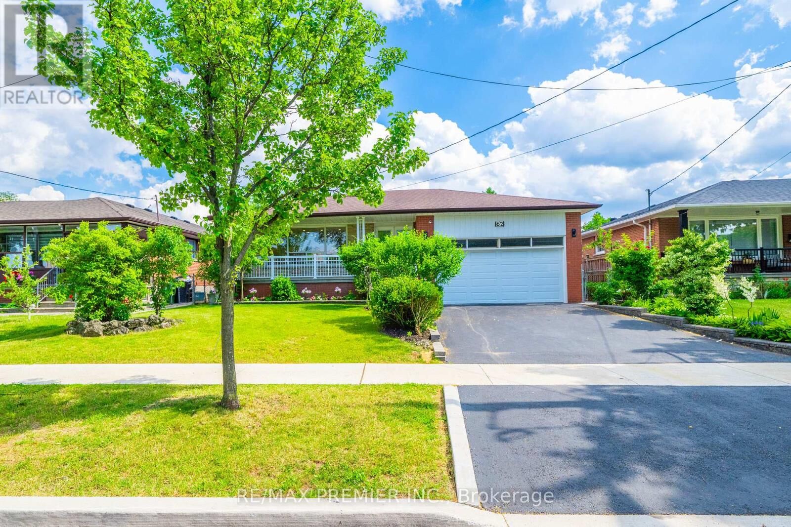 Property Photo:  62 Keegan Crescent  ON M3J 1G2 