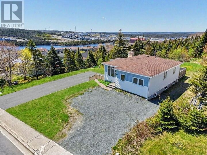 Property Photo:  15 Paradise Road  NL A1L 3B3 