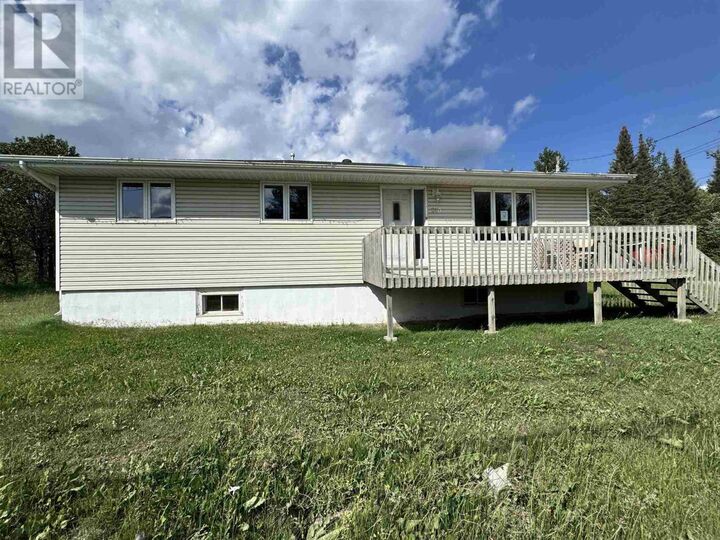 300 Martel Rd — photo 1