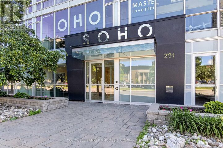 Property Photo: 201 Parkdale Avenue North 905 ON K1Y 1E8