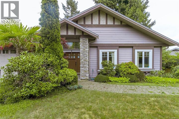 Property Photo:  951 Seamist Rise  BC V8Y 2B3 