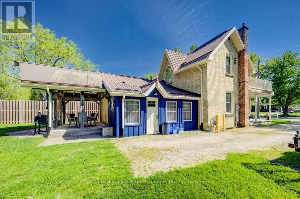 Property Photo: 146 Queen Street South ON N0G 2N0