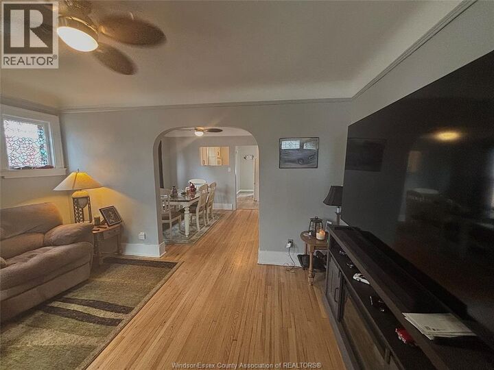 Property Photo:  2322 Byng  ON N8W 3E5 